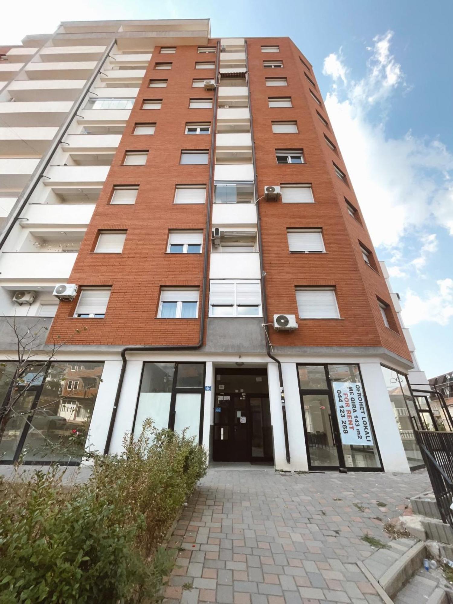 Apartment Troi Prishtinë Luaran gambar